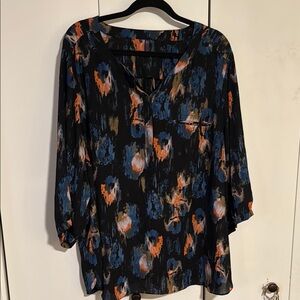 NYDJ Black and Blue Graphic 3/4 Sleeve Blouse
